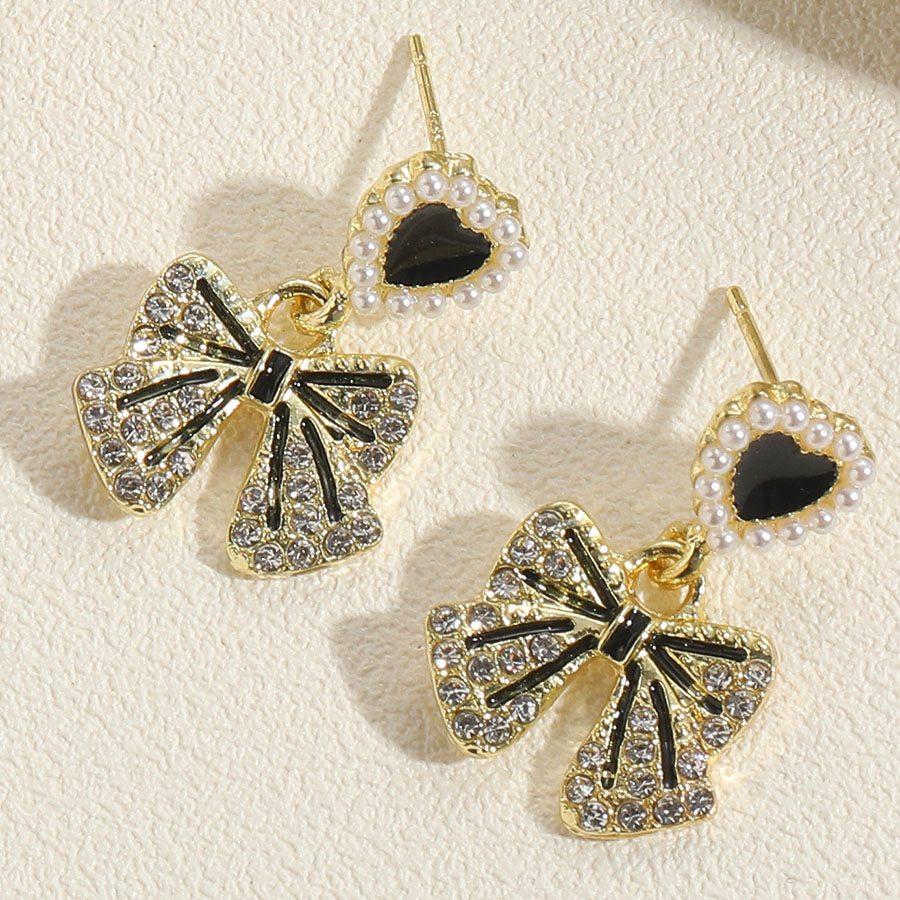 1 Pair Elegant Classic Style Heart Shape Flower Bow Knot Enamel Plating Inlay Alloy Rhinestones Drop Earrings display picture 7