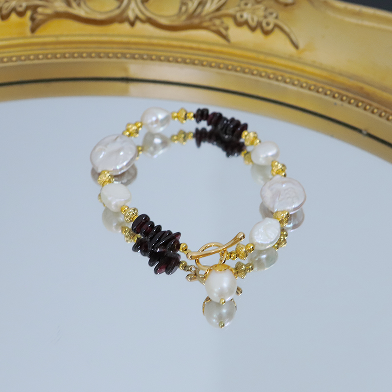 Simple Style Color Block Baroque Pearls Copper Beaded Plating 18k Gold Plated Bracelets display picture 1