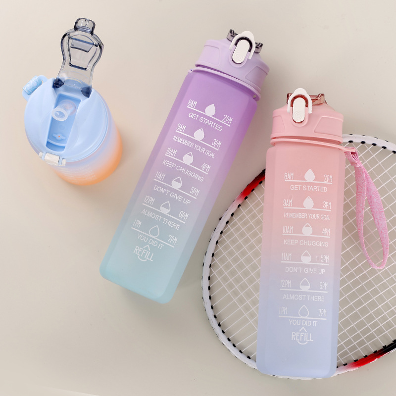 Casual Gradient Water Bottles 1 Piece display picture 3