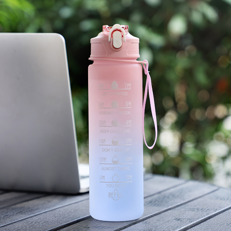 Casual Gradient Water Bottles 1 Piece display picture 4