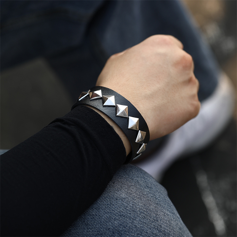 Casual Punk Cool Style Leaf Skull Pu Leather Alloy Men's Bracelets display picture 111