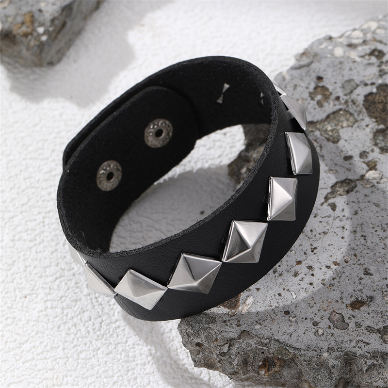 Casual Punk Cool Style Leaf Skull Pu Leather Alloy Men's Bracelets display picture 115