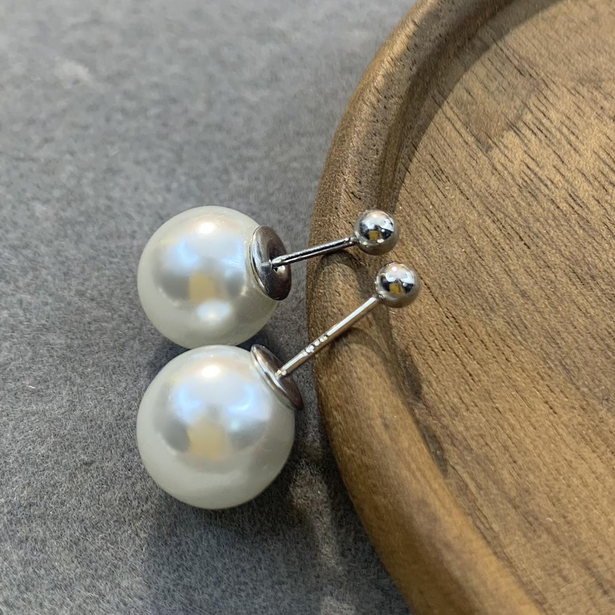 1 Pair Simple Style Round Plating Imitation Pearl 14k Gold Plated Silver Plated Ear Studs display picture 17