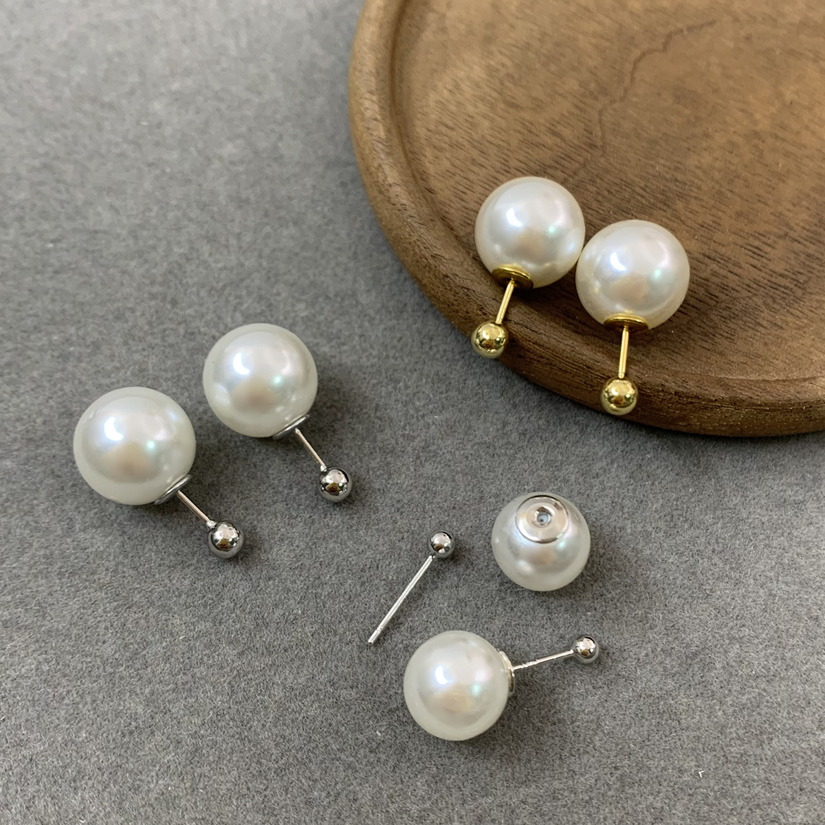 1 Pair Simple Style Round Plating Imitation Pearl 14k Gold Plated Silver Plated Ear Studs display picture 7