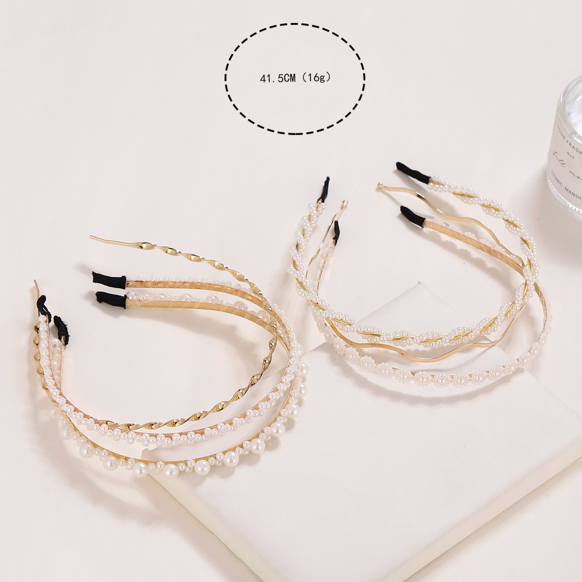 Sweet Solid Color Imitation Pearl Alloy Plating Hair Band display picture 1