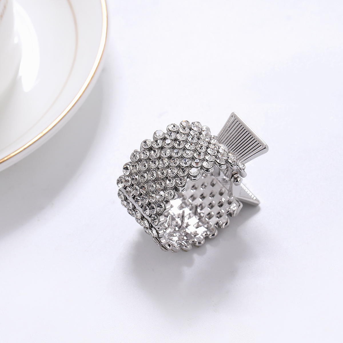 Women's Sweet Geometric Alloy Plating Hair Clip display picture 5