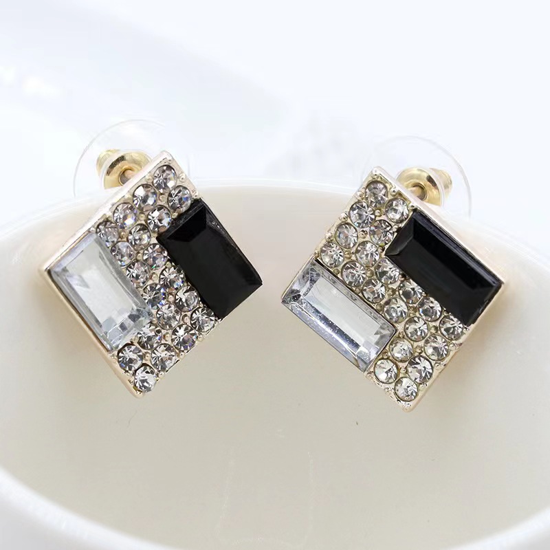 1 Pair Ig Style Shiny Geometric Plating Inlay Alloy Rhinestones Ear Studs display picture 3