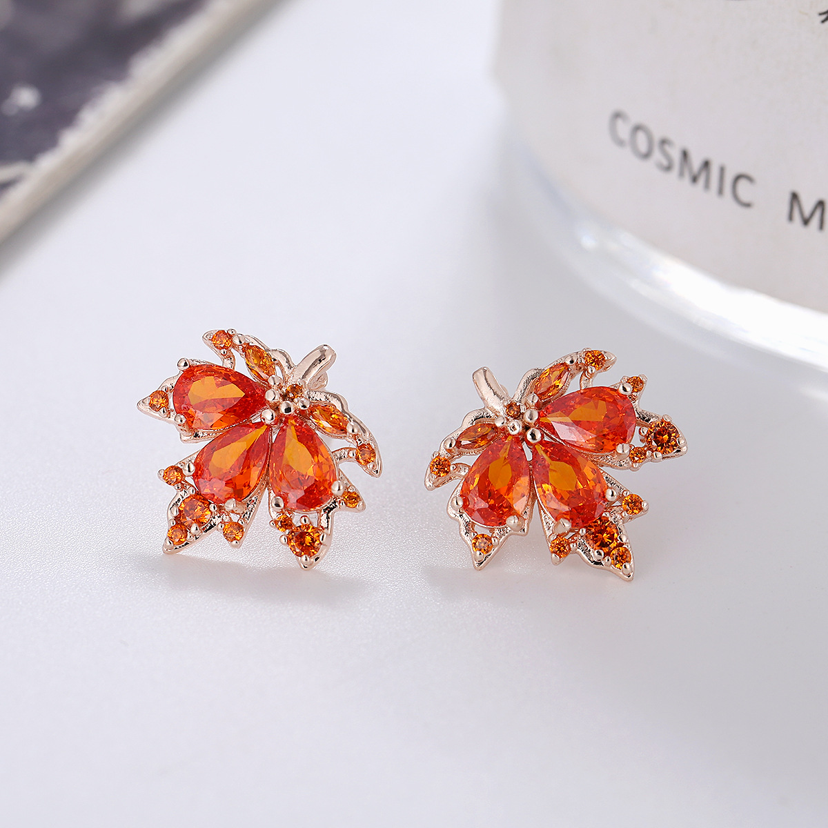 1 Pair Vintage Style Leaf Plating Alloy Ear Studs display picture 5