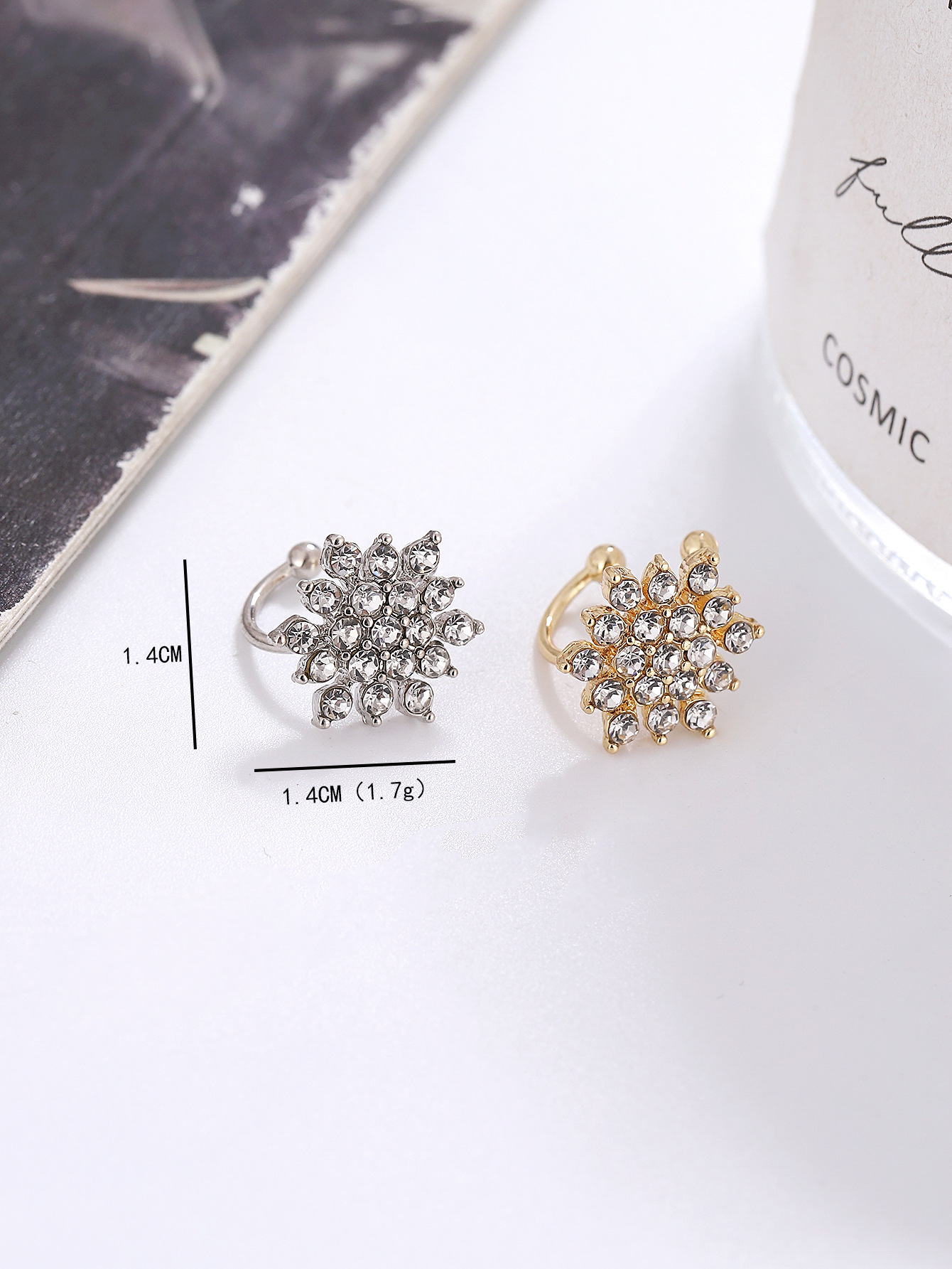 Wholesale Jewelry Simple Style Commute Geometric Metal Rhinestones Inlay Ear Cuffs display picture 1