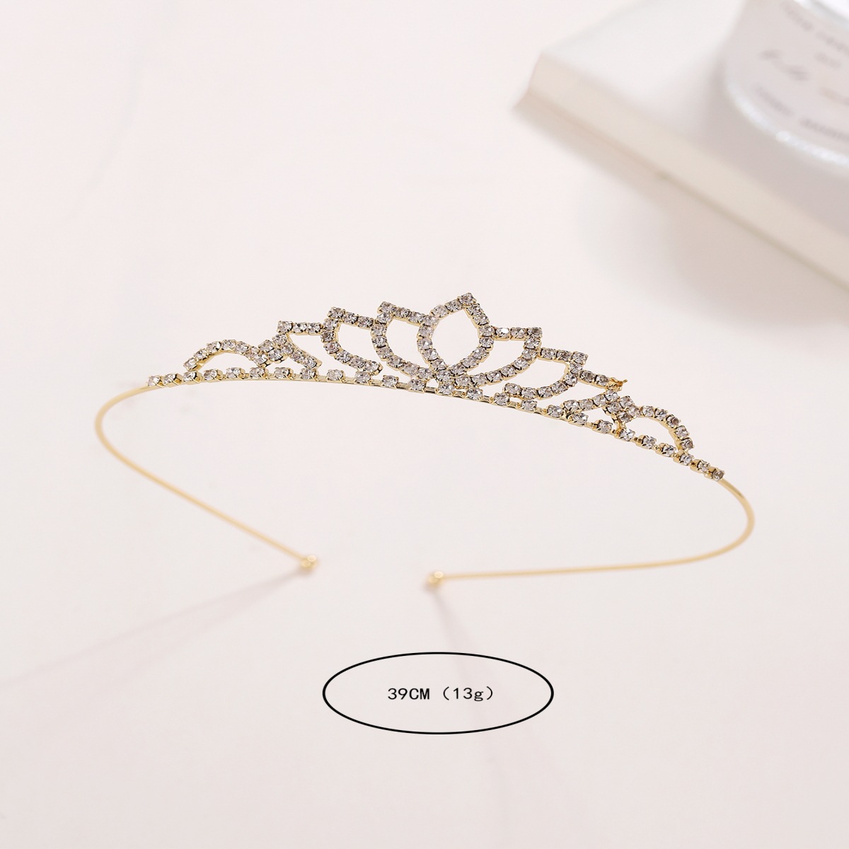 Women's Elegant Lady Shiny Geometric Alloy Plating Inlay Zircon Crown display picture 2