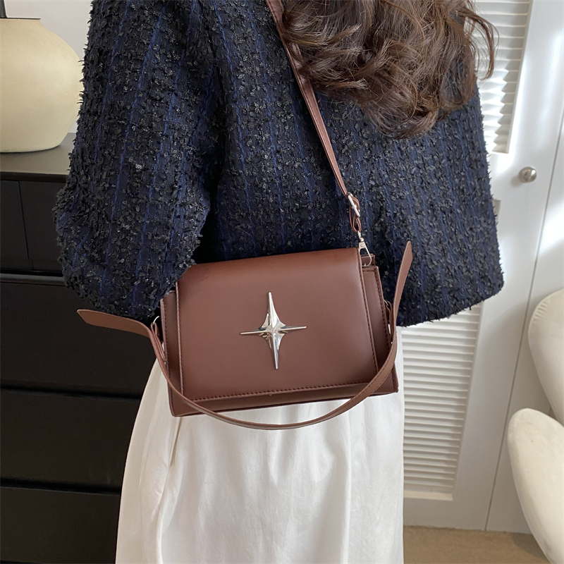 Women's Pu Leather Star Streetwear Square Magnetic Buckle Shoulder Bag Crossbody Bag display picture 8