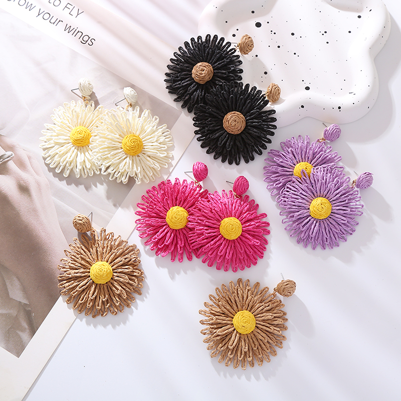 1 Pair Simple Style Round Flower Braid Alloy Raffia Drop Earrings display picture 2