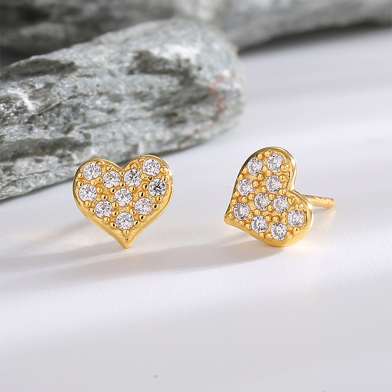 1 Pair Casual Elegant Commute Heart Shape Plating Inlay Sterling Silver Zircon Obsidian 18k Gold Plated Ear Studs display picture 5