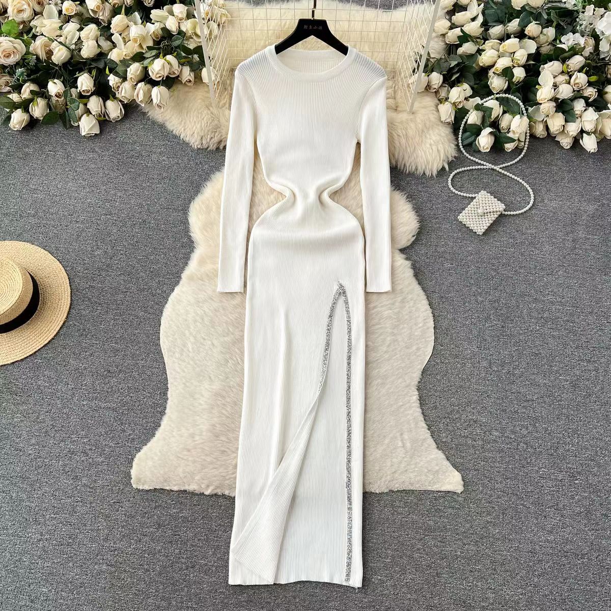 Women's Slit Dress Casual Round Neck Thigh Slit Long Sleeve Solid Color Midi Dress Daily display picture 7