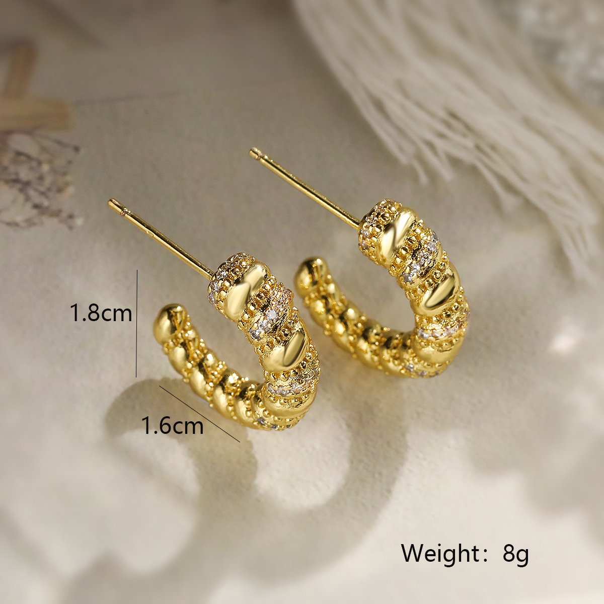 1 Pair Simple Style C Shape Water Droplets Solid Color Plating Inlay Copper Zircon 18k Gold Plated Ear Studs display picture 3