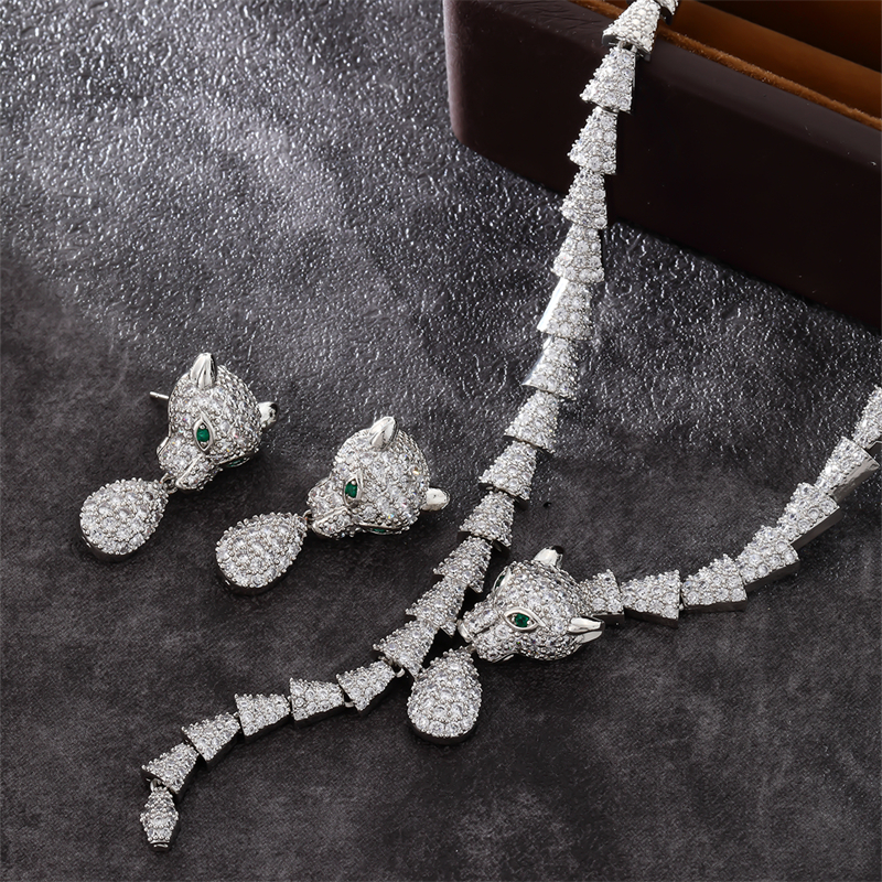 Copper Elegant Bridal Sweet Tassel Plating Inlay Geometric Round Water Droplets Zircon Jewelry Set display picture 25