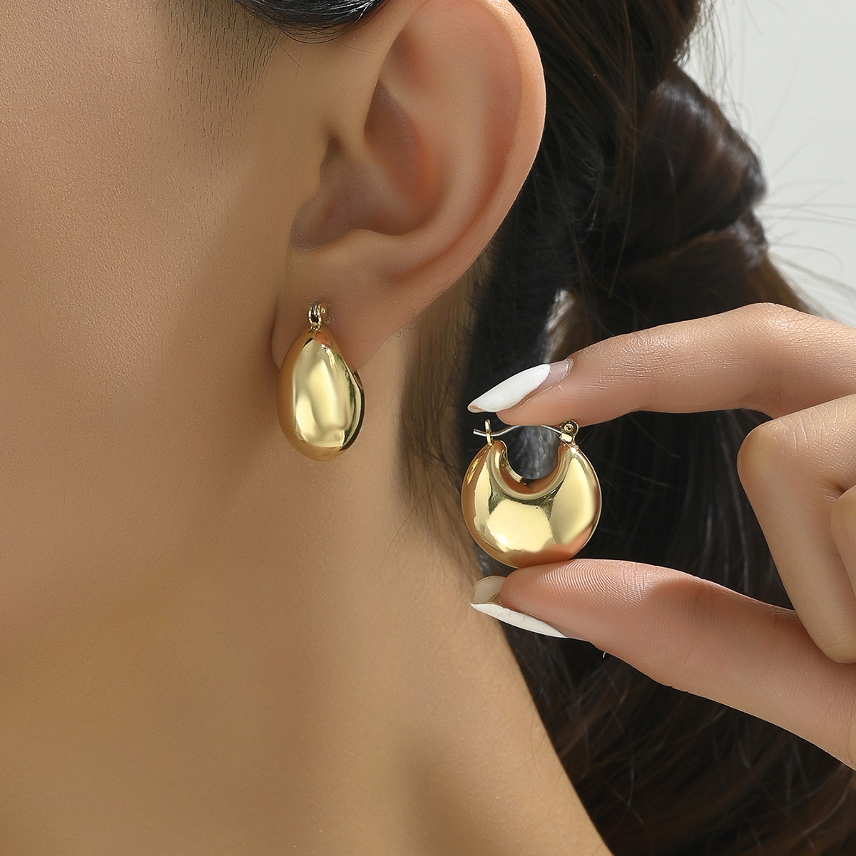1 Paar Retro Einfacher Stil Einfarbig Ferrolegierung Ohrringe display picture 15