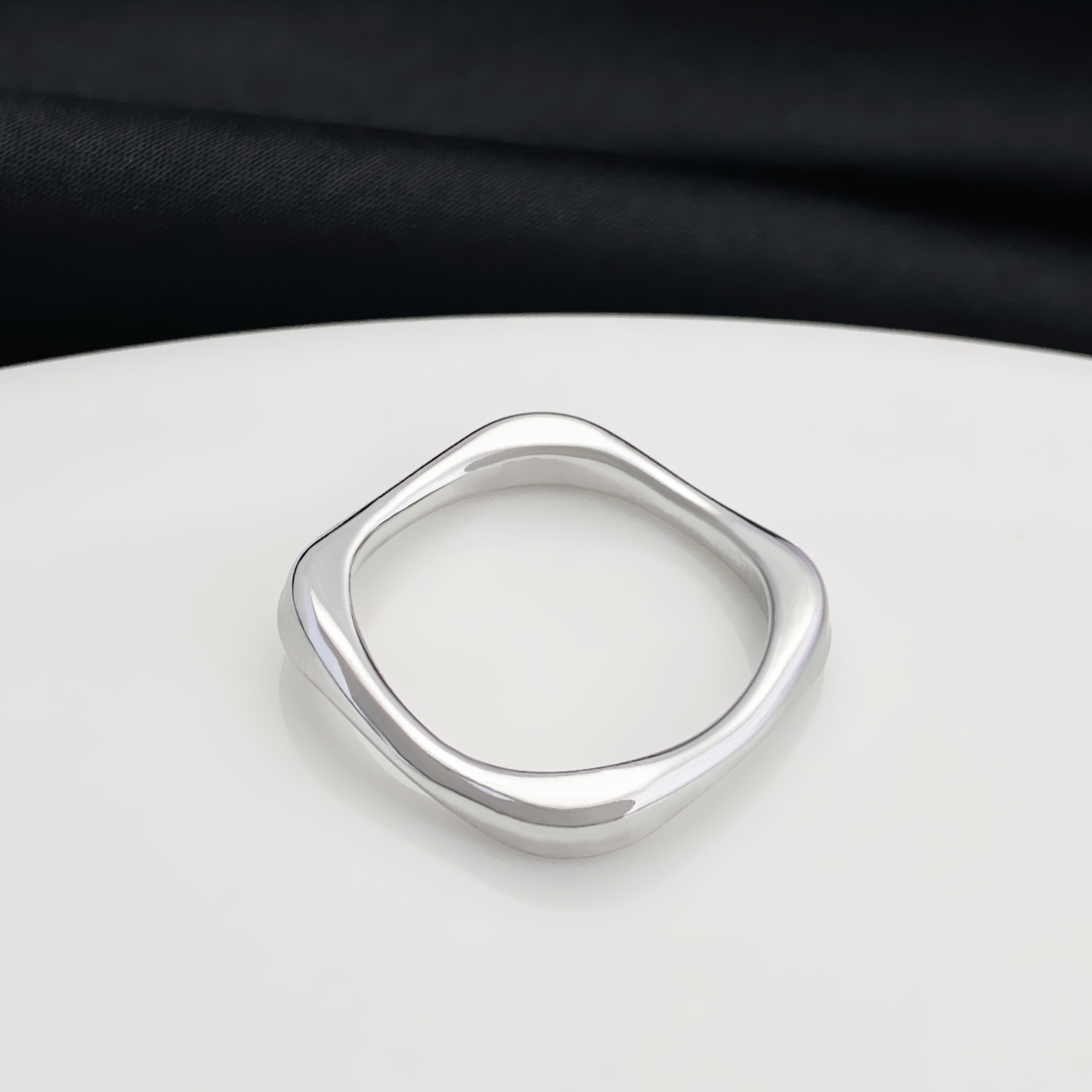 Simple Style Solid Color Stainless Steel Plating Rings display picture 8