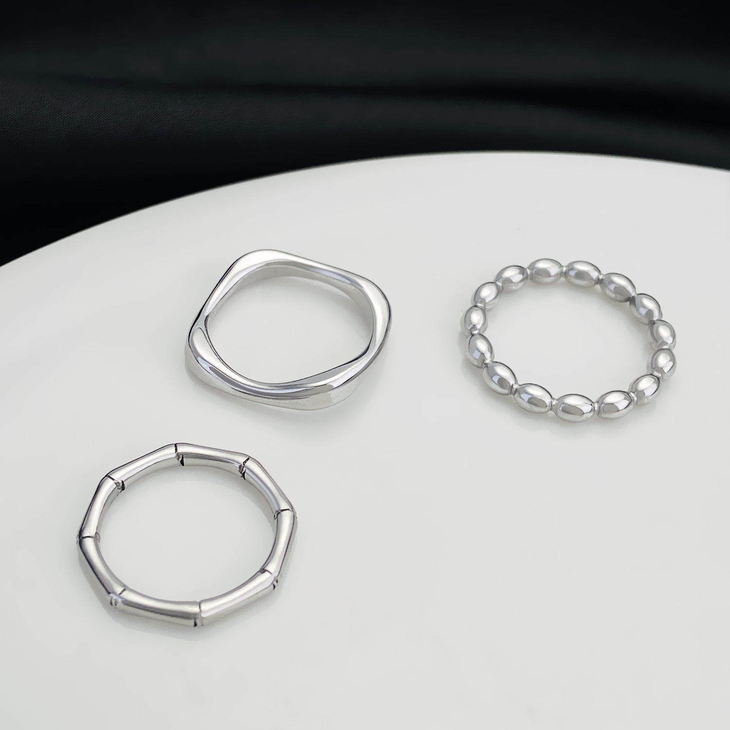Simple Style Solid Color Stainless Steel Plating Rings display picture 7