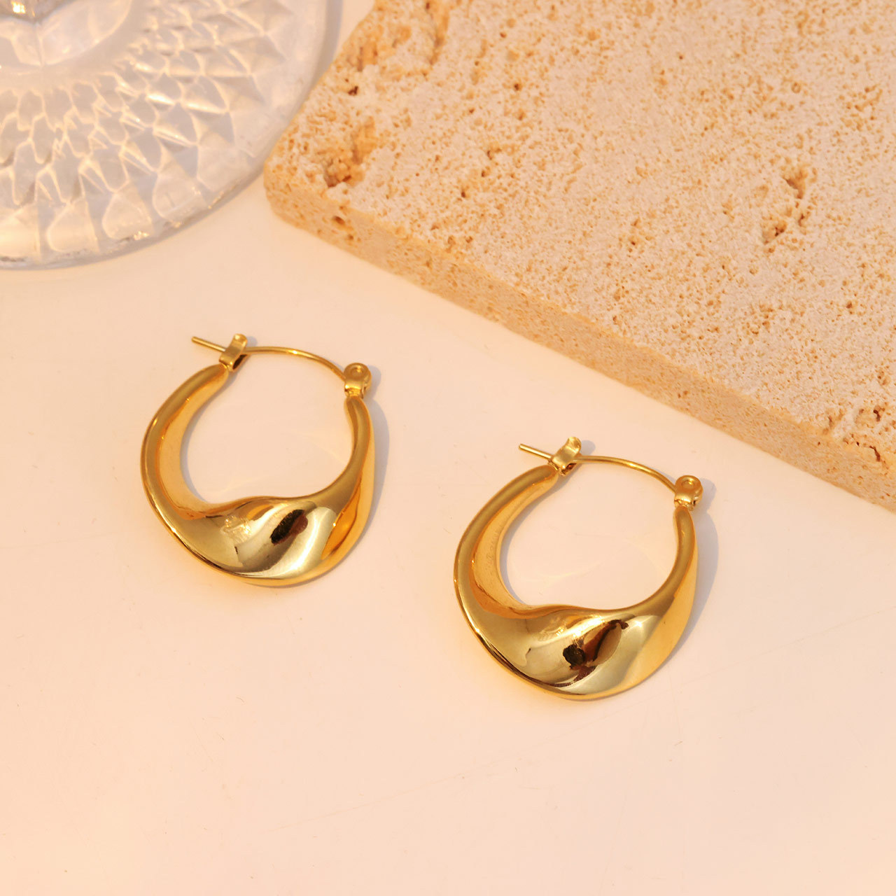 1 Pair Casual Vintage Style Solid Color Plating Stainless Steel Gold Plated Earrings display picture 5