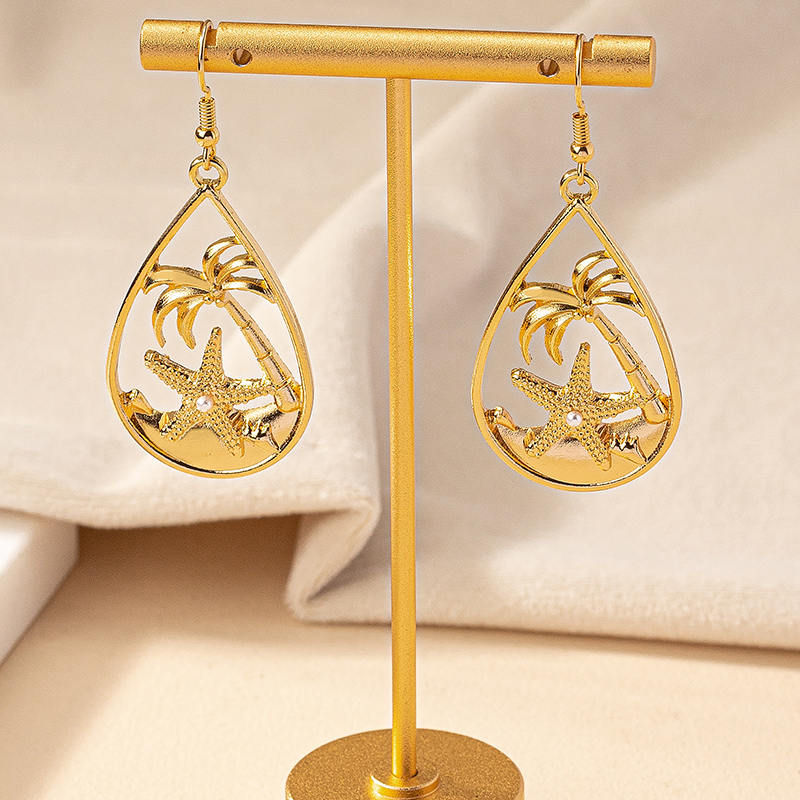 1 Pair Casual Retro Tropical Geometric Coconut Tree Starfish Plating Alloy Gold Plated Drop Earrings display picture 9