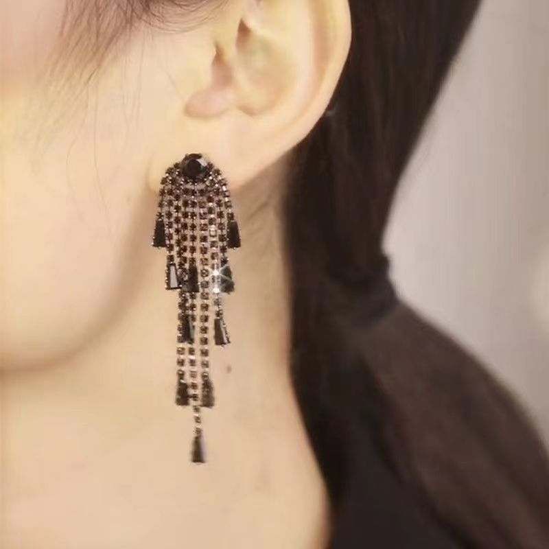 1 Pair Retro Exaggerated Rock Chain Plating Alloy Rhinestone Gold Plated Silver Plated Drop Earrings display picture 1