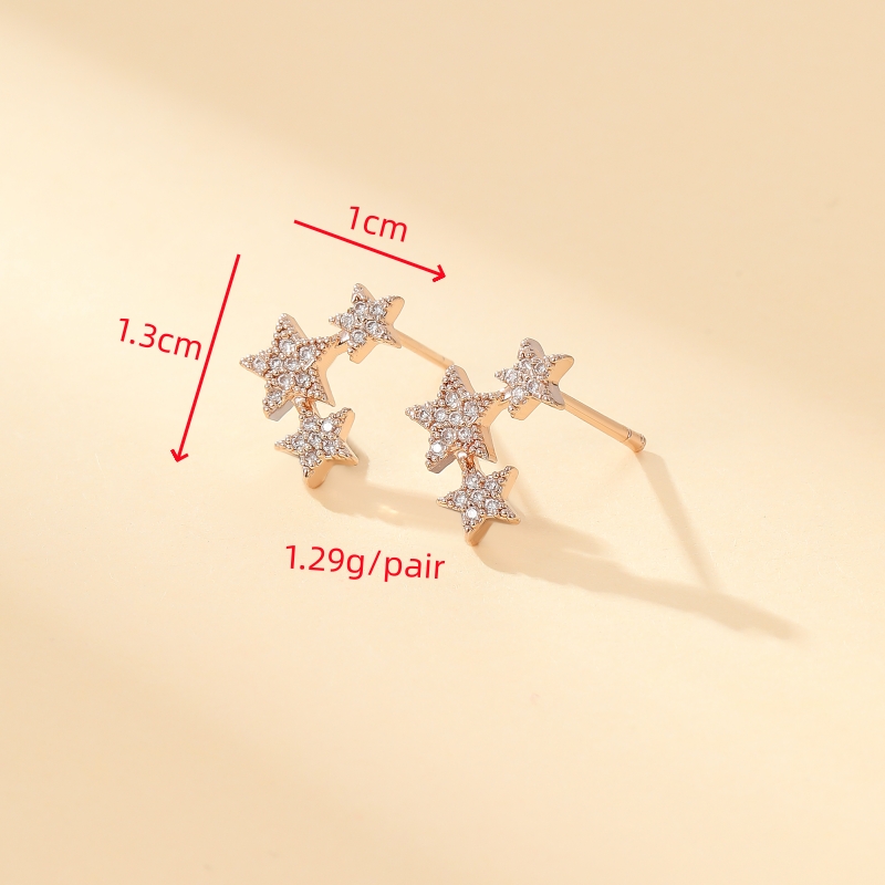1 Pair Simple Style Classic Style Shiny Star Inlay Copper Zircon Gold Plated Ear Studs display picture 3