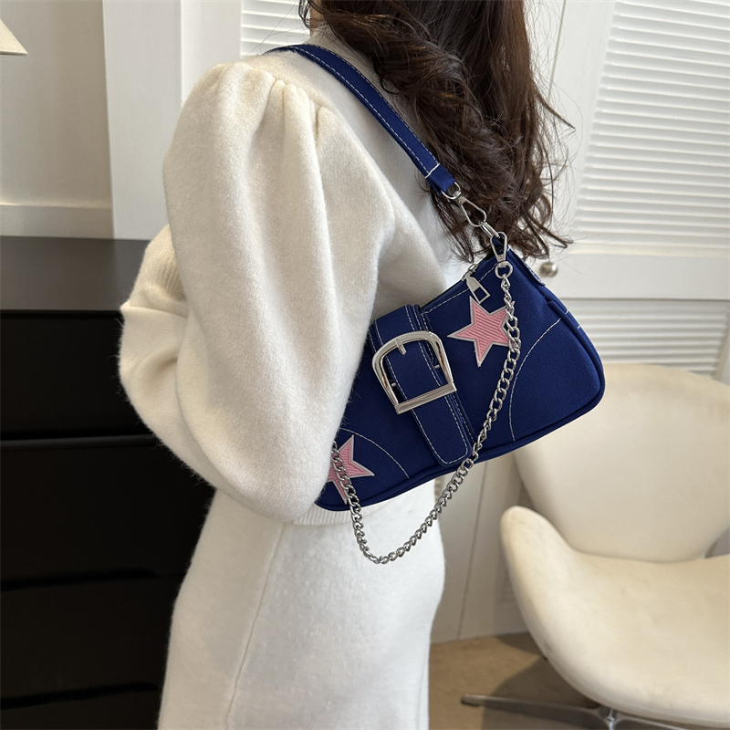Women's Canvas Star Vintage Style Semicircle Buckle Shoulder Bag Crossbody Bag Underarm Bag display picture 8