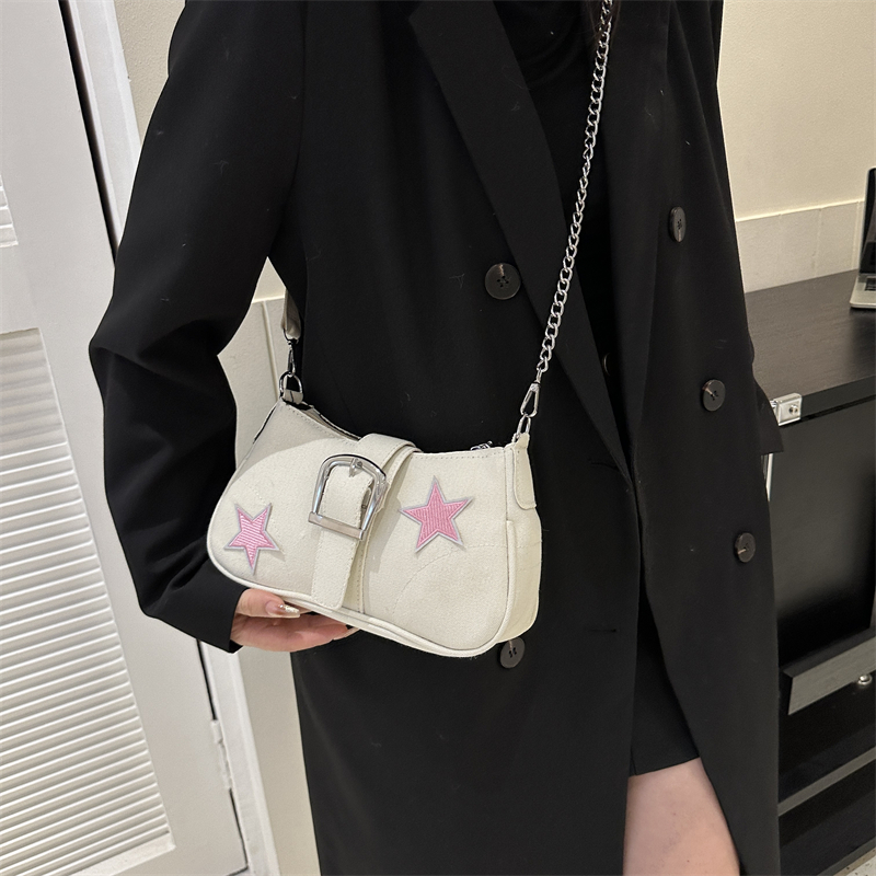 Women's Canvas Star Vintage Style Semicircle Buckle Shoulder Bag Crossbody Bag Underarm Bag display picture 3