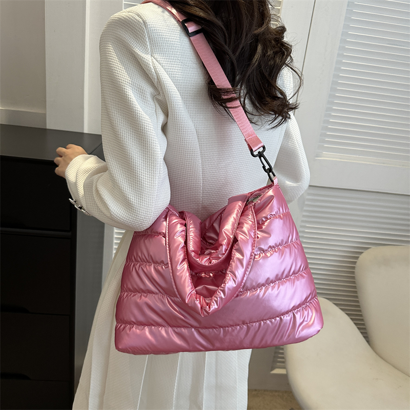 Women's Pvc Solid Color Basic Square Zipper Shoulder Bag Crossbody Bag display picture 5