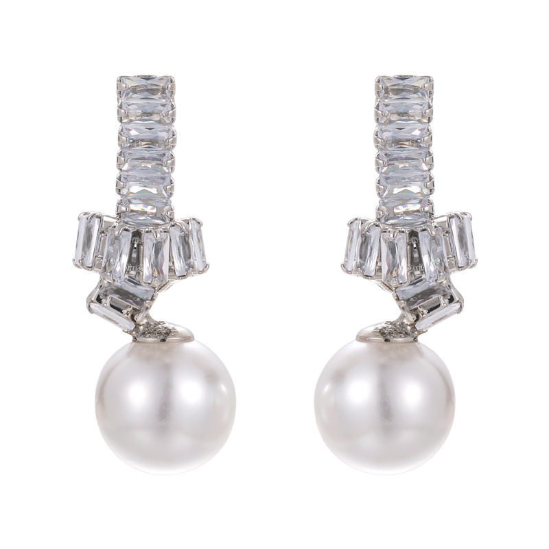 1 Pair Simple Style Commute Solid Color Plating Inlay Imitation Pearl Alloy Zircon White Gold Plated Drop Earrings display picture 7