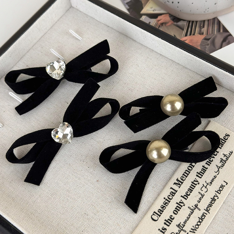 Women's Simple Style Commute Bow Knot Cloth Inlay Pearl Hair Clip display picture 3