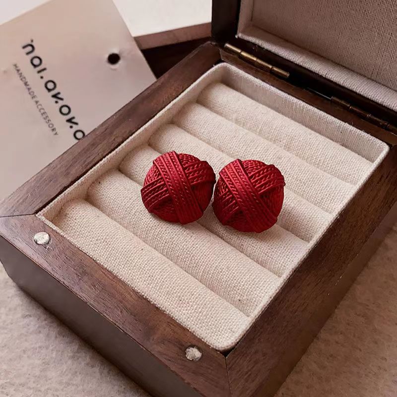 1 Pair Simple Style Square Solid Color Stoving Varnish Plating Alloy Gold Plated Silver Plated Ear Studs display picture 1