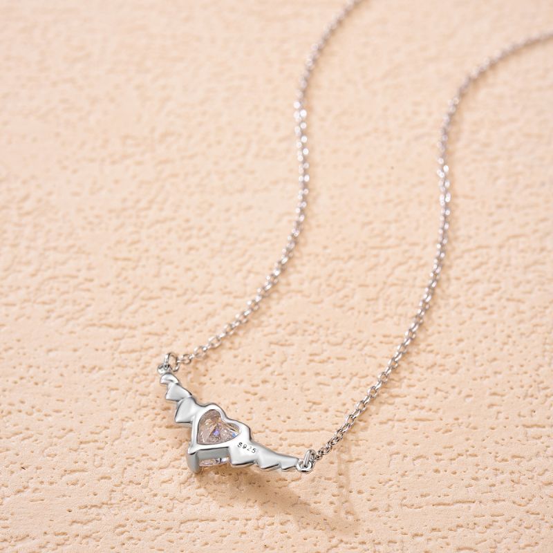 Elegant Heart Shape Sterling Silver Inlay Zircon Pendant Necklace display picture 8