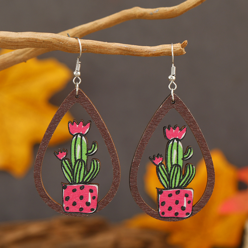 1 Pair Cute Funny Cactus Cattle Flower Hollow Out Wood No Inlaid Ear Hook display picture 6