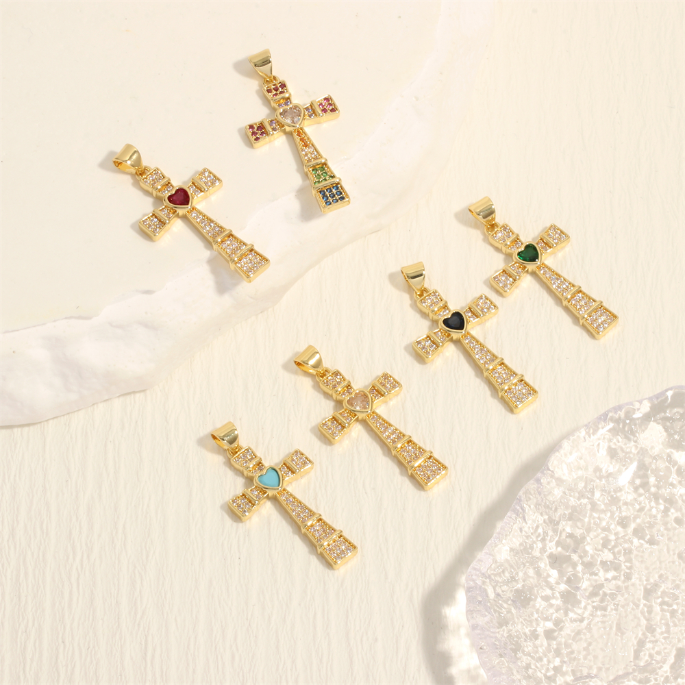 Hip-hop Simple Style Streetwear Cross Heart Shape Copper Plating Inlay Zircon 18k Gold Plated Charms display picture 3