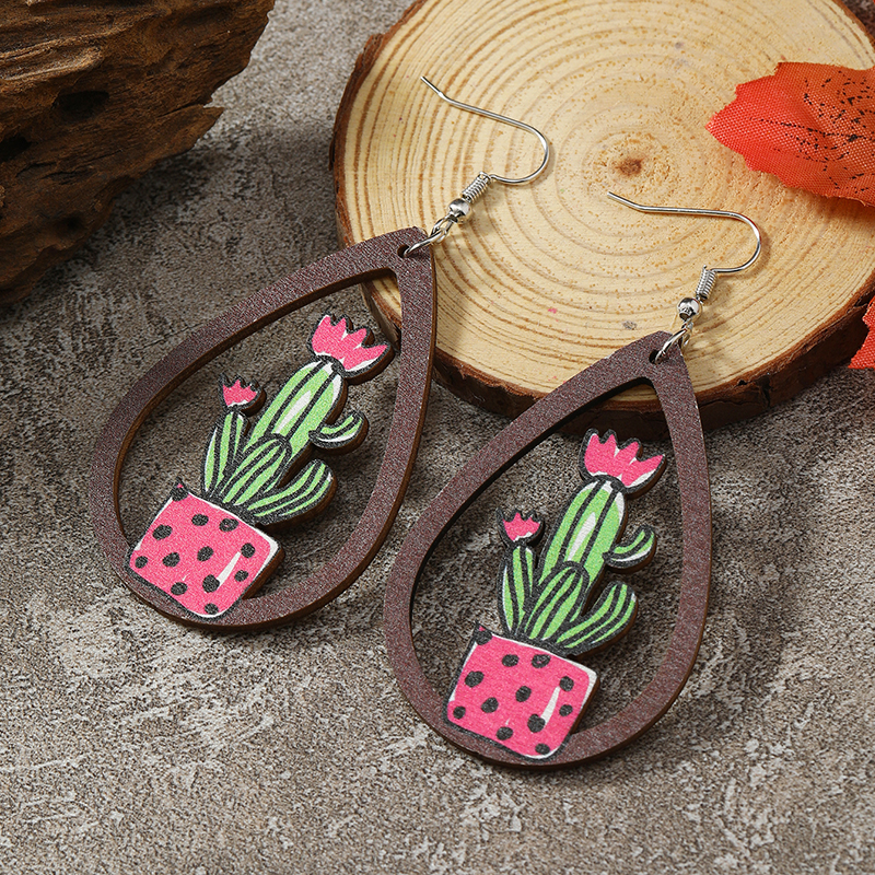 1 Pair Cute Funny Cactus Cattle Flower Hollow Out Wood No Inlaid Ear Hook display picture 9