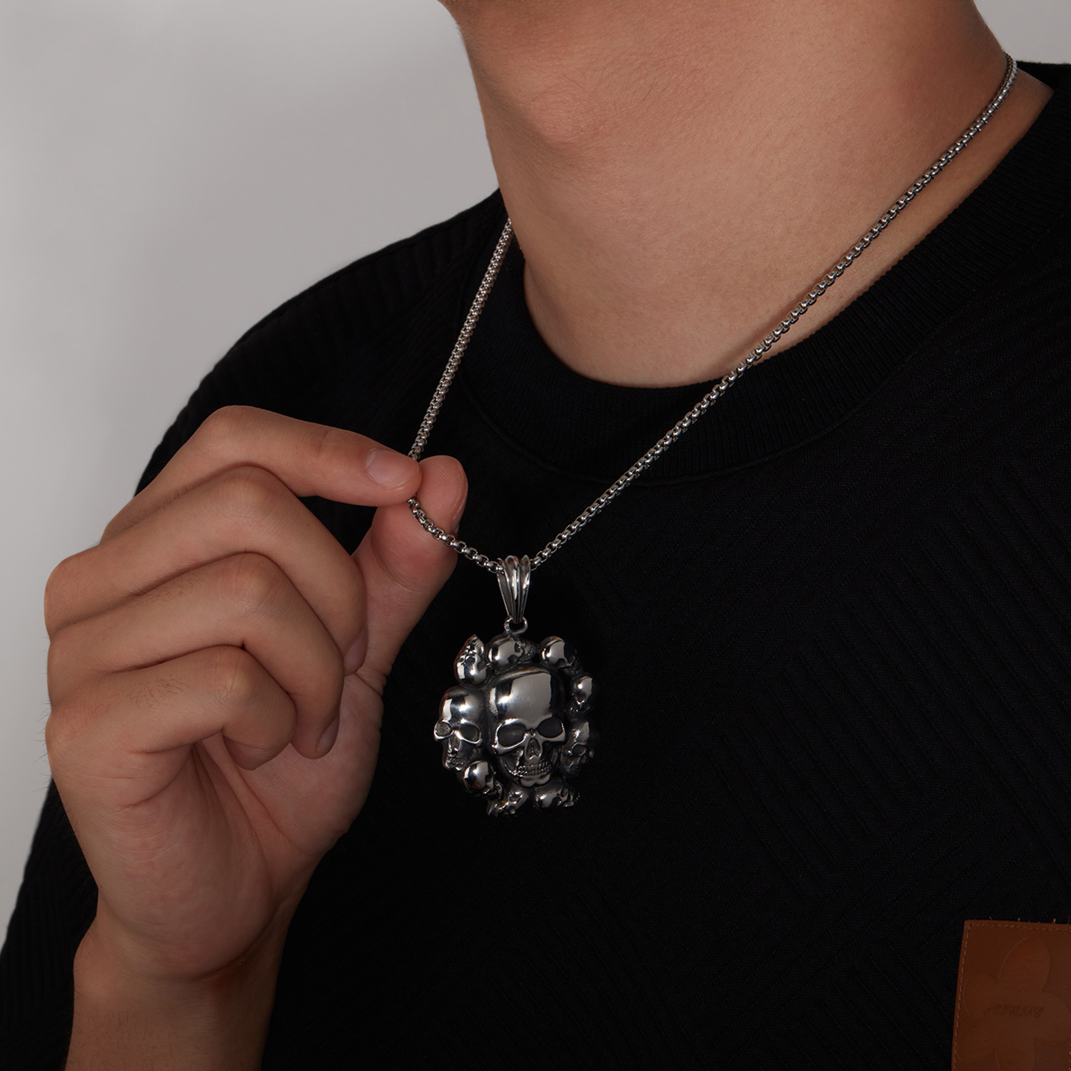 Stainless Steel Hip-Hop Vintage Style Skull No Inlay Pendant Necklace display picture 3