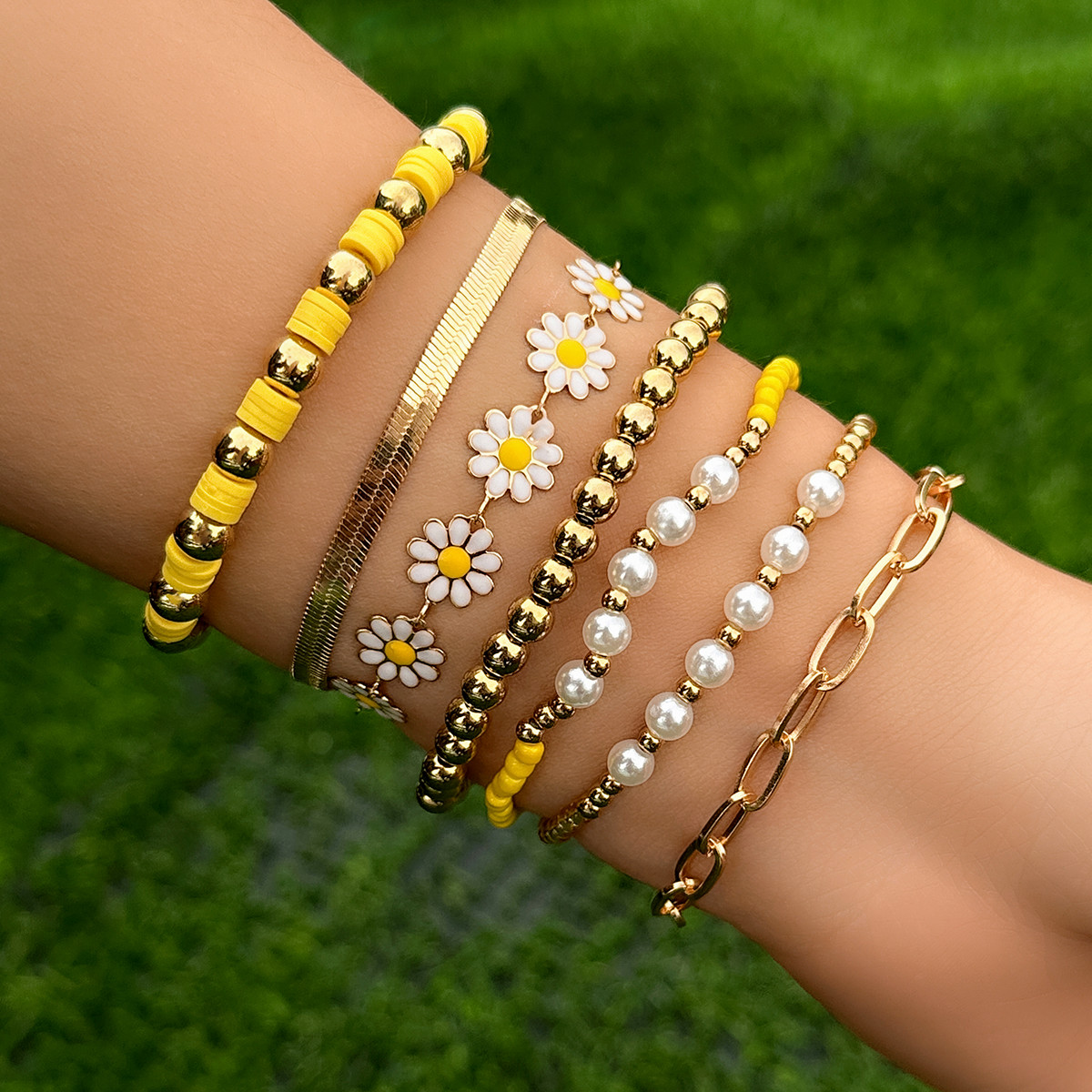 Hawaiian Vacation Beach Irregular Round Flower Ccb Imitation Pearl Soft Clay Beaded Plating Women's Bracelets display picture 3