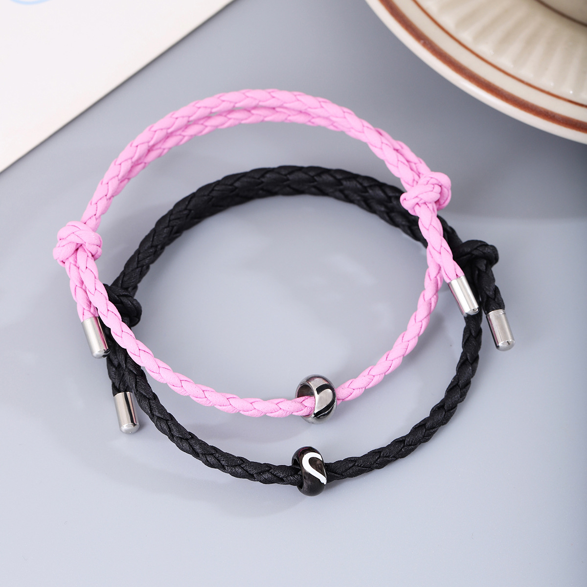 Simple Style Solid Color Mixed Materials Handmade Unisex Bracelets display picture 6