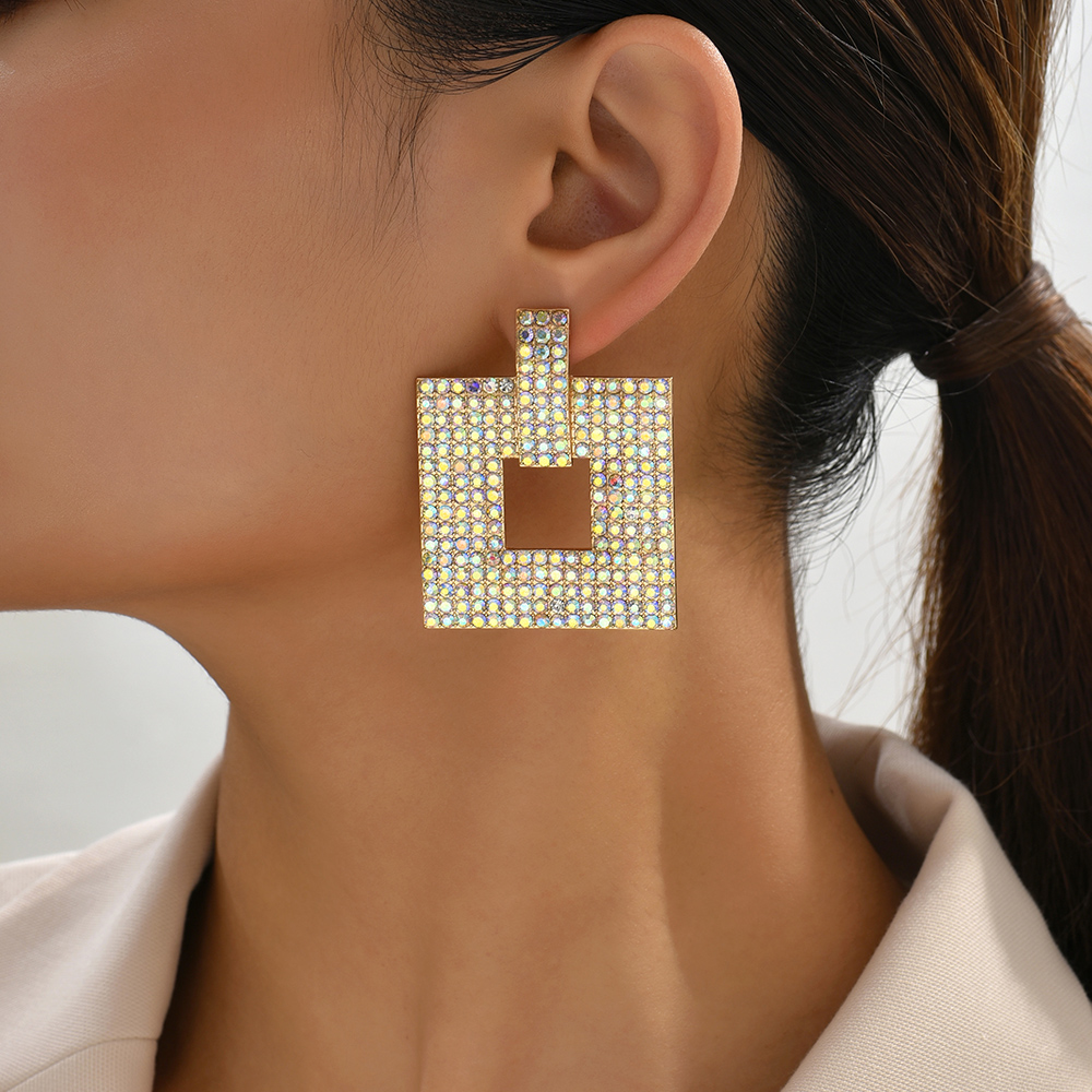 1 Pair Retro Exaggerated Square Plating Hollow Out Inlay Zinc Alloy Rhinestones Dangling Earrings display picture 7