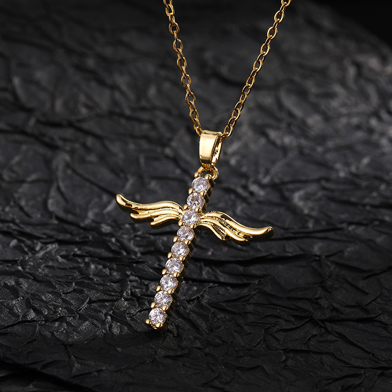 Vintage Style Cross Copper Plating Inlay Zircon Women's Pendant Necklace display picture 5