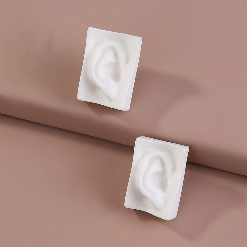 1 Pair Simple Style Lips Eye Ear Resin Ear Studs display picture 1