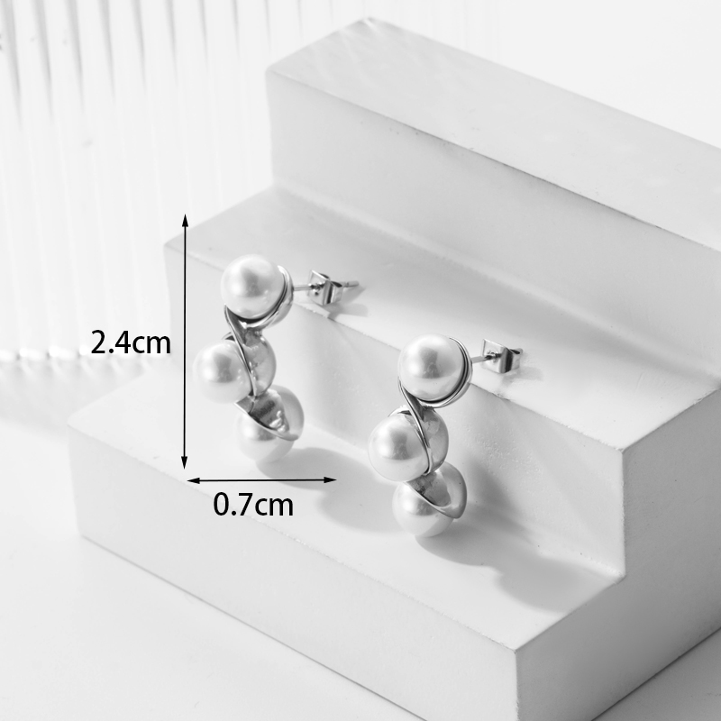 1 Paire Style Simple Forme C Rond Perle Placage Incruster Acier Inoxydable Perle Zircon Plaqué Or 18k Boucles D'oreilles display picture 2