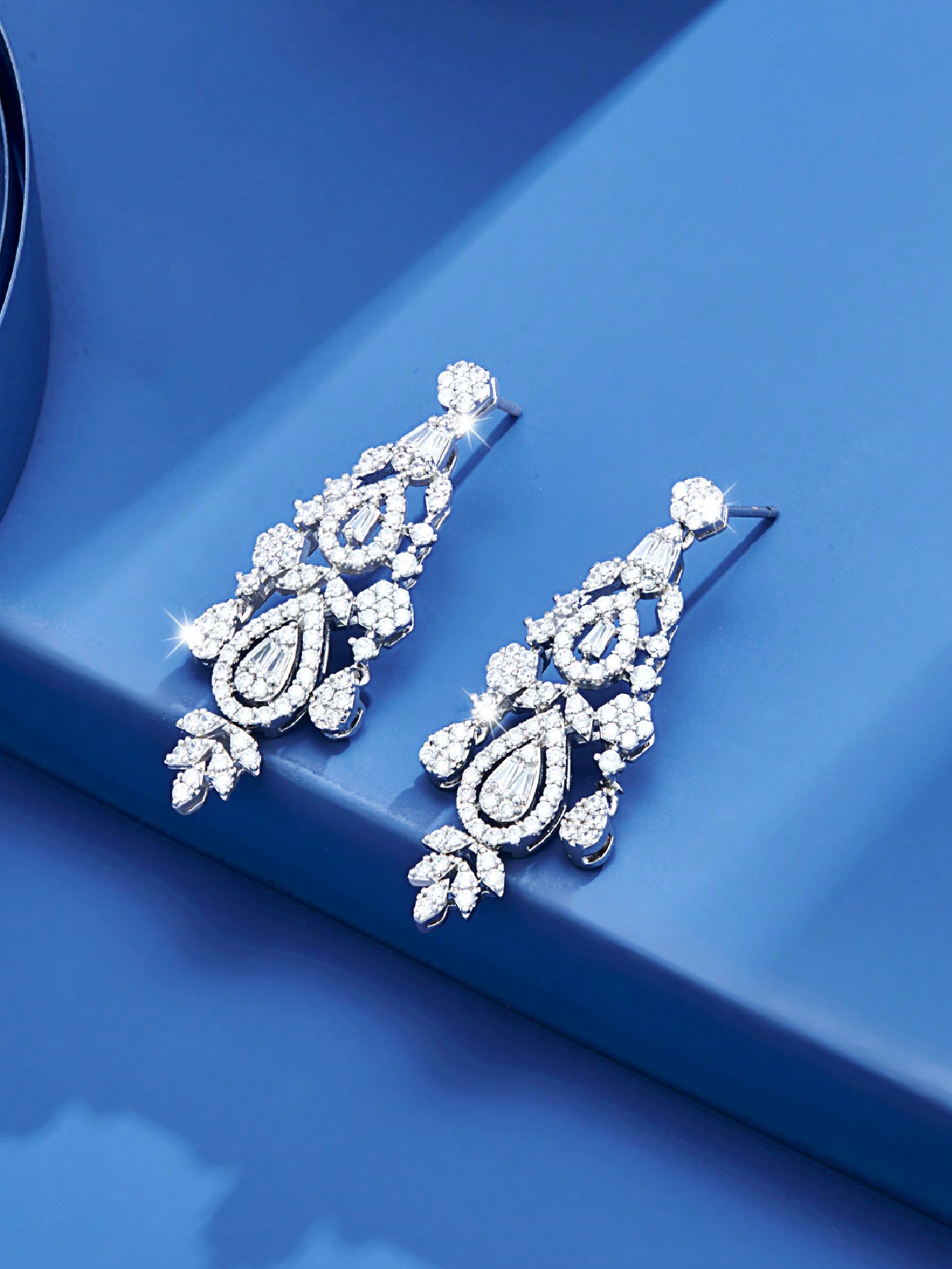 1 Pair Luxurious Water Droplets Plating Inlay Brass Zircon White Gold Plated Ear Studs display picture 4