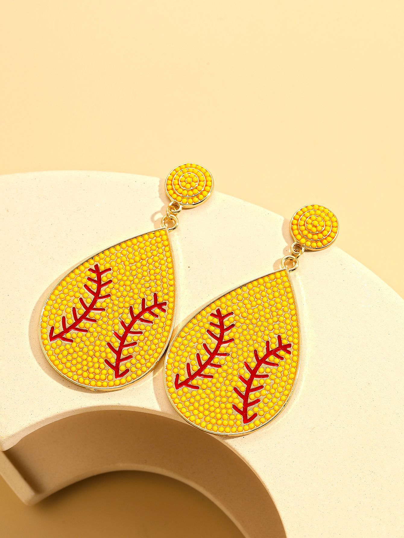 1 Pair Simple Style Classic Style Commute Color Block Inlay Alloy Seed Bead Drop Earrings display picture 4