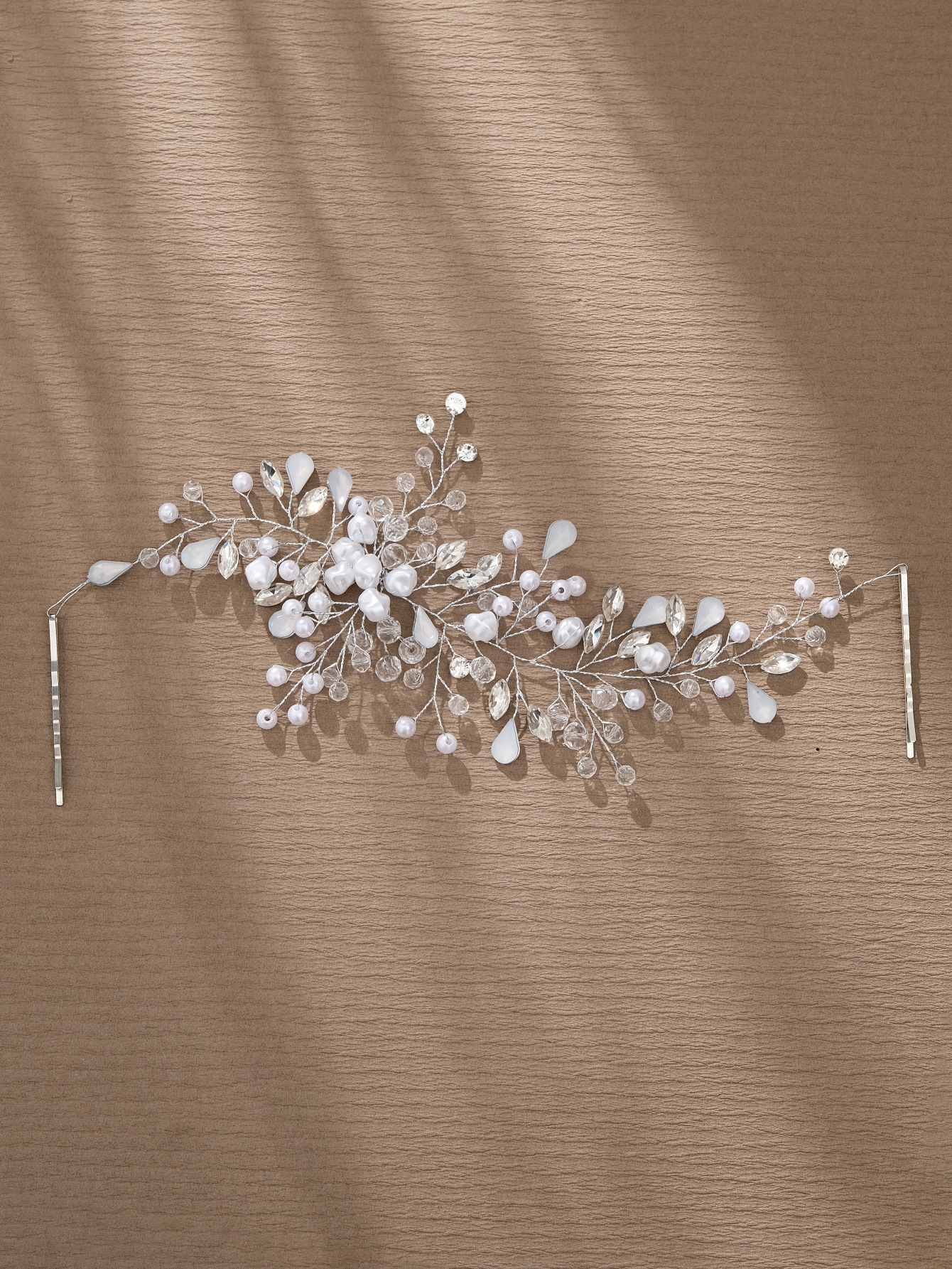 Elegant Dame Glänzend Geometrisch Künstlicher Kristall Strass Haarband display picture 2
