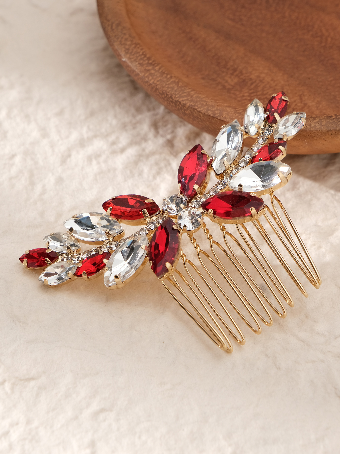 Elegant Retro Leaf Rhinestone Insert Comb display picture 3