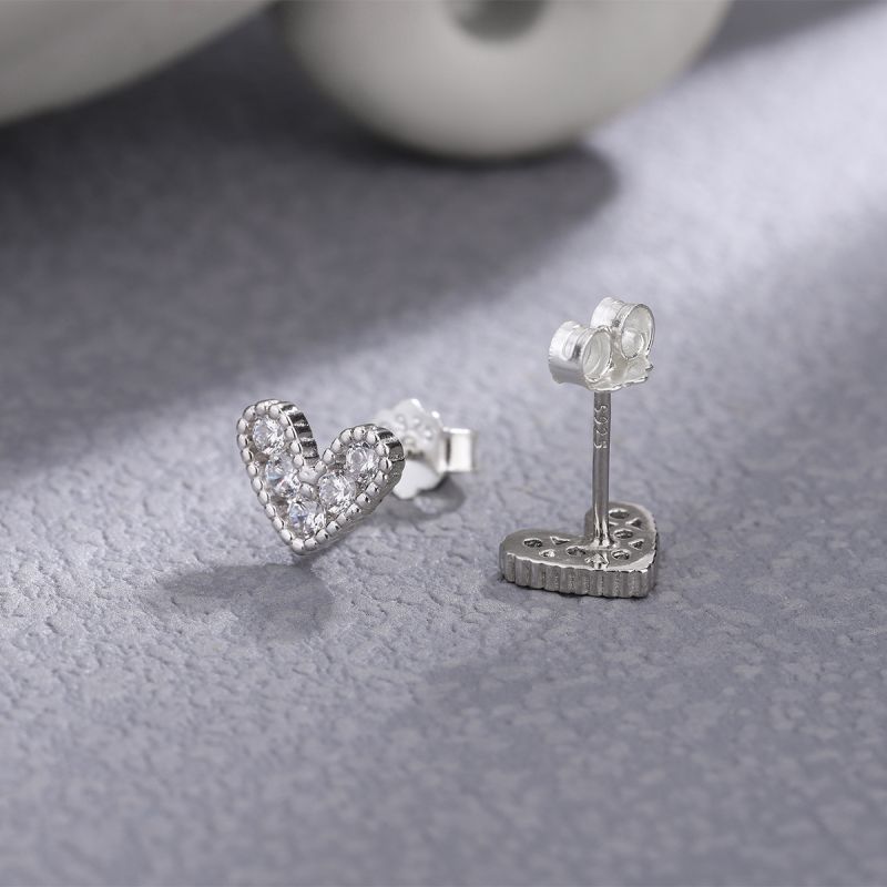 1 Pair Simple Style Commute Heart Shape Plating Sterling Silver Zircon Silver Plated Ear Studs display picture 3
