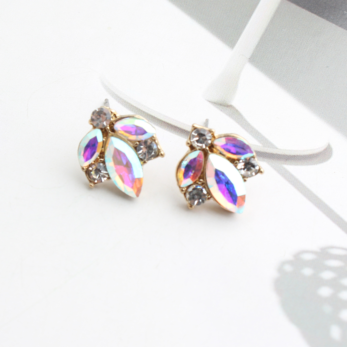 1 Pair Elegant Leaves Plating Inlay Alloy Crystal Rhinestones Gold Plated Ear Studs display picture 8